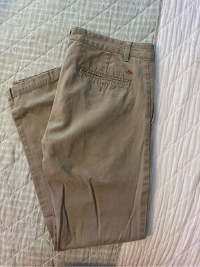 Dockers Men's Chinos in Taupe